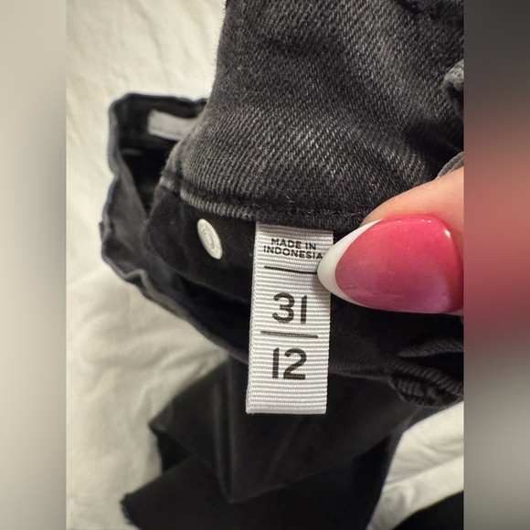 Curvy High Rise Slim Flare Jeans - Picture 4 of 6